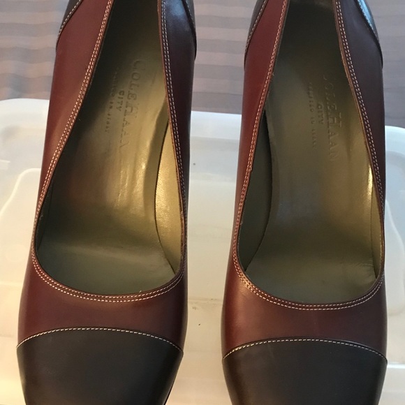 Coach Classic Heels - Picture 3 of 6